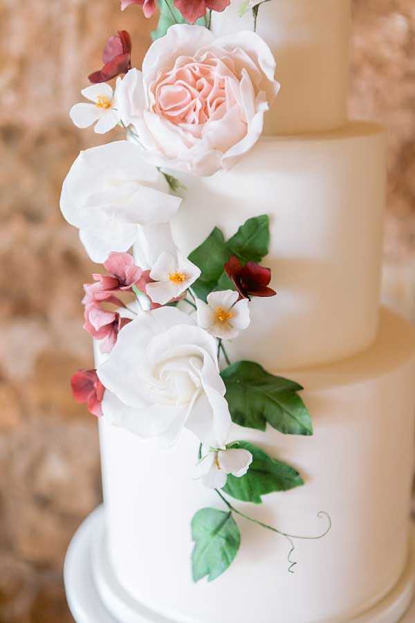Simple 3 tier cake micro wedding cake