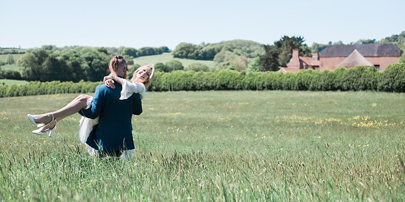 Wedding Inspiration - Spring Country Elopement