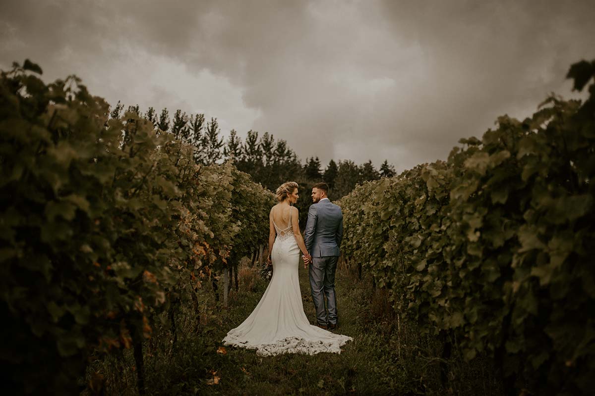 14-Wedding-Couple-Vineyard-Autumn-Wedding