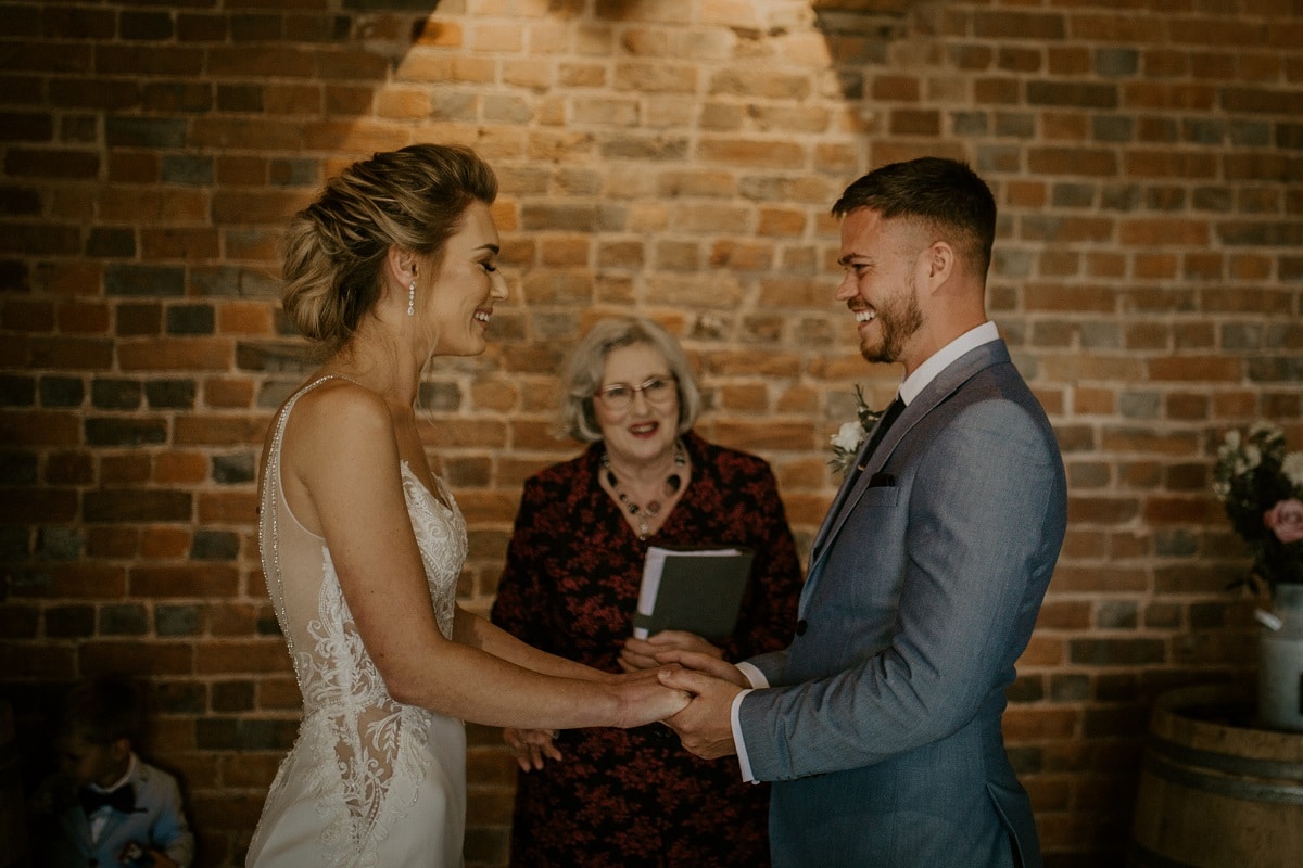 2-Barn-Wedding-Ceremony
