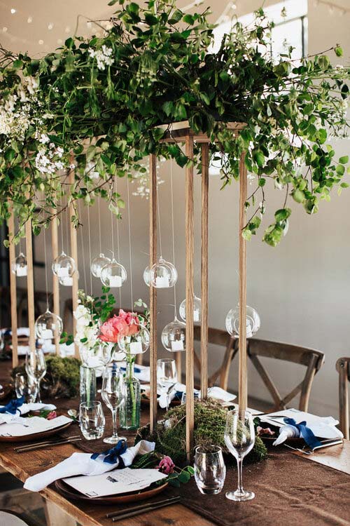 41-Small-wedding-venue-table-dressing