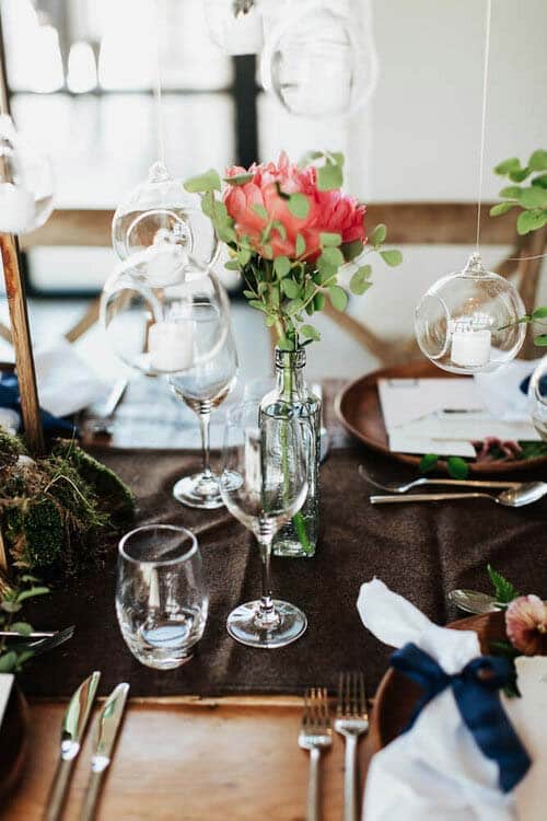 43-Small-wedding-table-setting