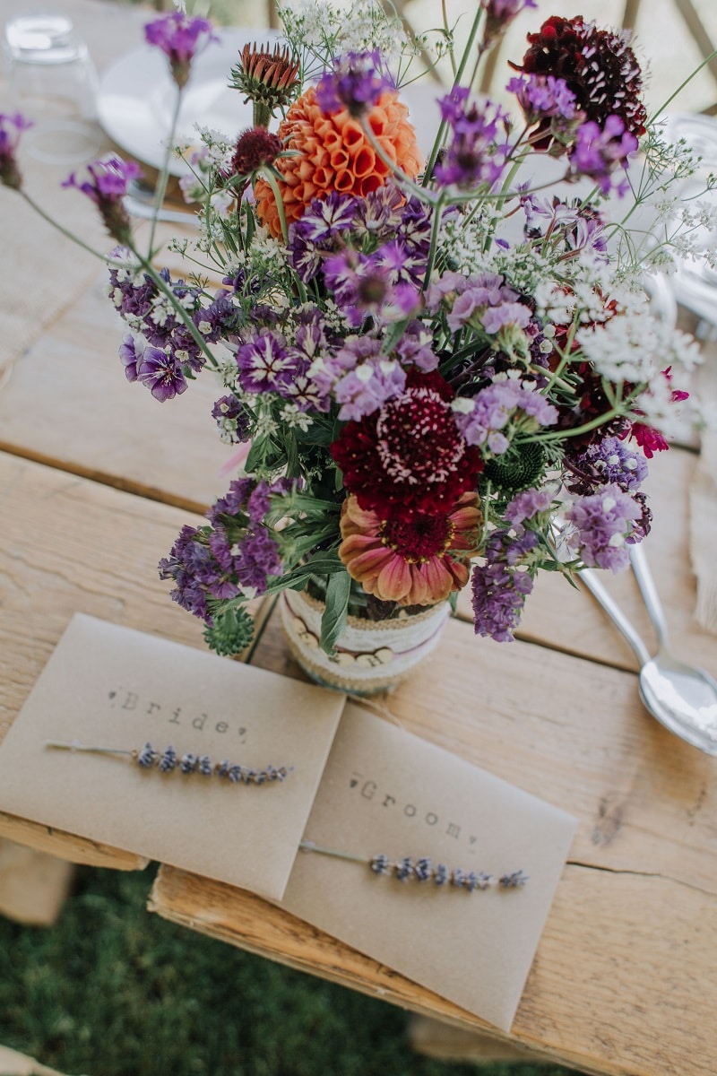 small_wedding_flower_arrangement