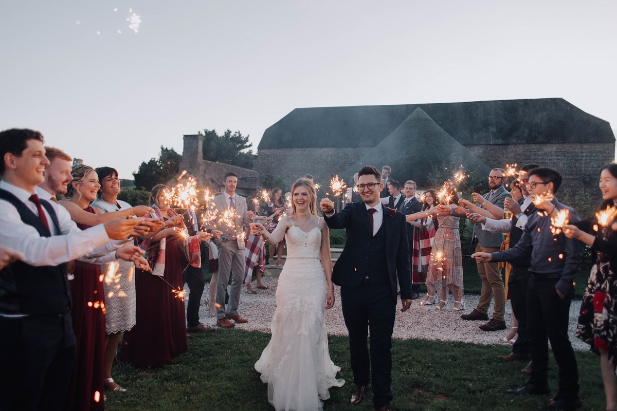 small_wedding_sparklers