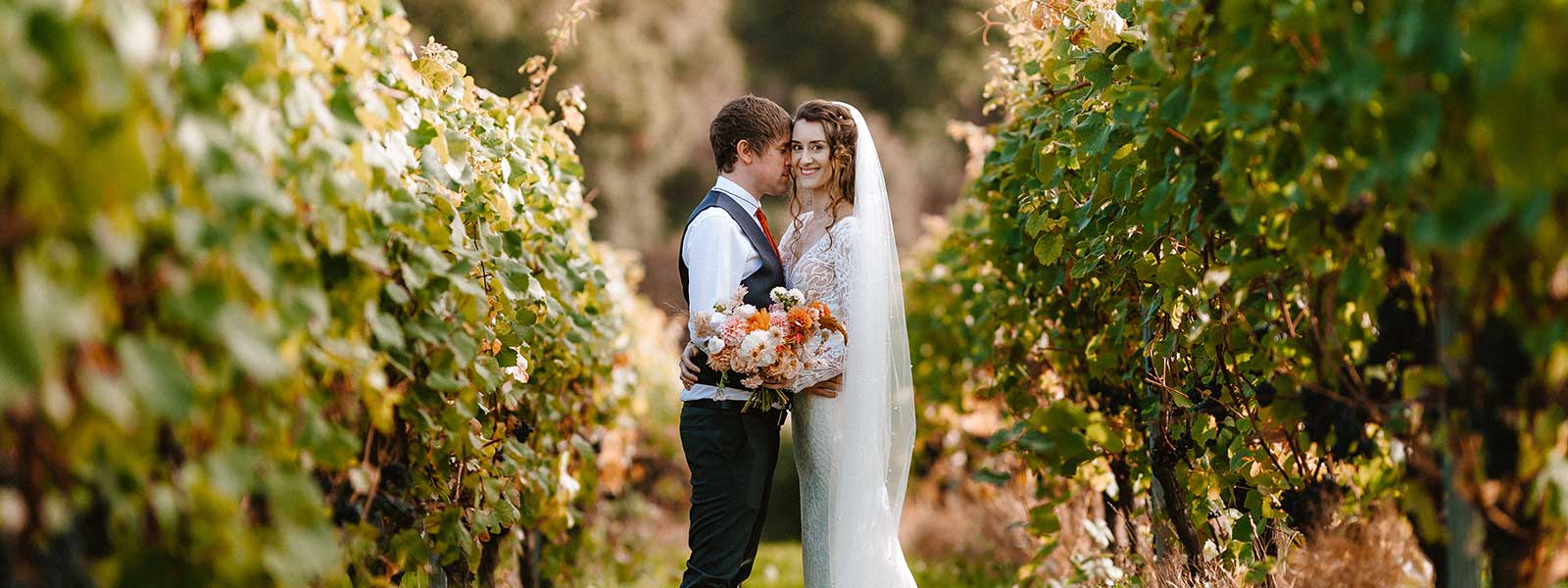 Autumn Barn Wedding – Chelcie & Carl