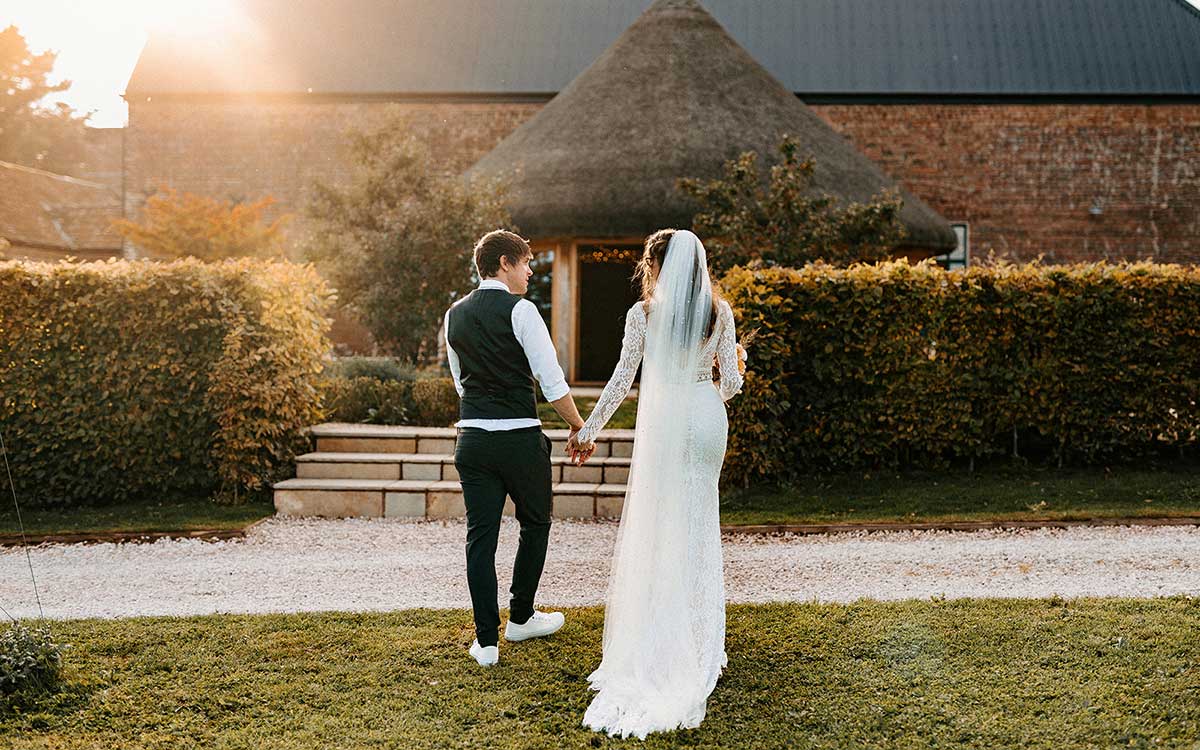 18 Autumn Light Golden Hour Wedding